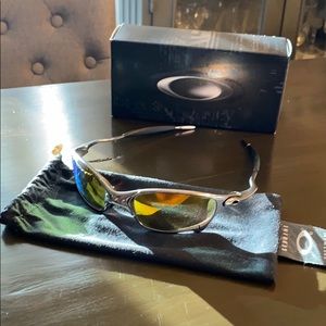 Oakley polarized sunglasses